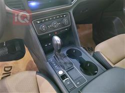 ڤۆڵکسواگن ئەتڵەس کرۆس سپۆرت
